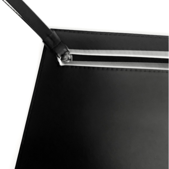 Narciso Rodriguez Parfums Black Faux Leather Wristlet Clutch Cosmetic Pouch - Picture 3 of 10